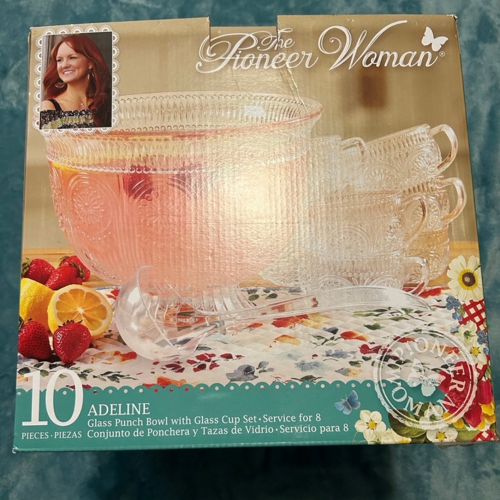 The pioneer woman punch bowl NIB
